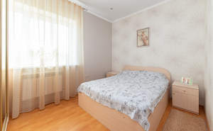 2-к квартира, вторичка, 62м2, 1/3 этаж