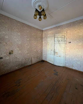 2-к квартира, вторичка, 53м2, 1/3 этаж