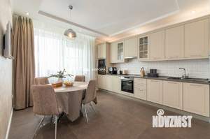 3-к квартира, вторичка, 122м2, 9/16 этаж