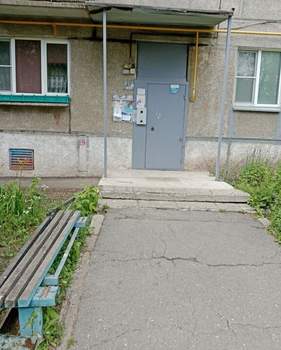 3-к квартира, вторичка, 63м2, 1/5 этаж