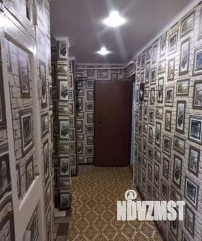 2-к квартира, вторичка, 42м2, 1/4 этаж