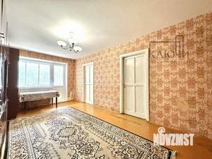 4-к квартира, вторичка, 60м2, 3/5 этаж