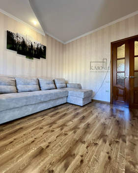 2-к квартира, вторичка, 55м2, 1/5 этаж