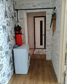 3-к квартира, вторичка, 65м2, 8/9 этаж