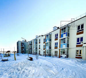 2-к квартира, вторичка, 72м2, 1/3 этаж