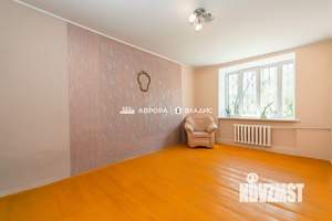 3-к квартира, вторичка, 72м2, 1/4 этаж