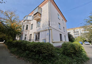 4-к квартира, вторичка, 97м2, 1/3 этаж