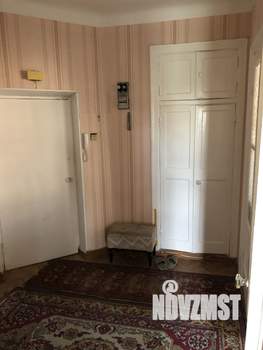 2-к квартира, вторичка, 69м2, 4/4 этаж