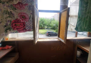 3-к квартира, вторичка, 64м2, 1/9 этаж