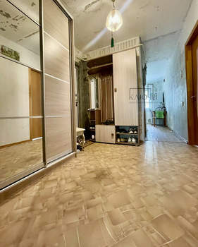 3-к квартира, вторичка, 61м2, 1/5 этаж