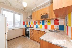 4-к квартира, вторичка, 73м2, 1/9 этаж