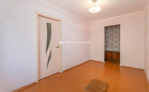 2-к квартира, вторичка, 46м2, 1/4 этаж