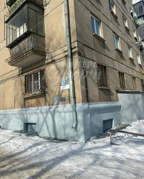 2-к квартира, вторичка, 42м2, 1/5 этаж