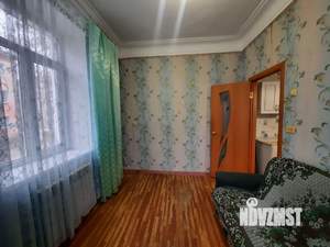 3-к квартира, вторичка, 55м2, 1/2 этаж