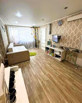 2-к квартира, вторичка, 44м2, 1/5 этаж