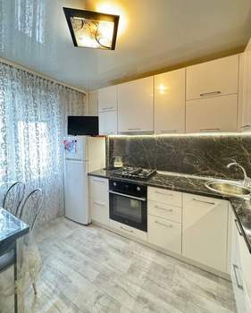 3-к квартира, вторичка, 65м2, 1/9 этаж