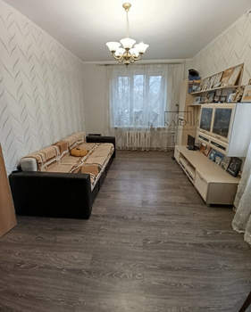 3-к квартира, вторичка, 74м2, 2/5 этаж
