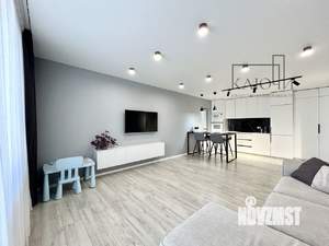 2-к квартира, вторичка, 63м2, 13/16 этаж