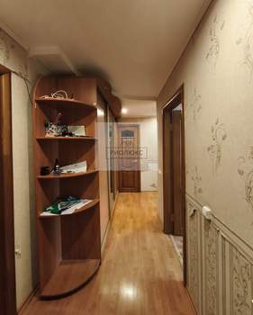 4-к квартира, вторичка, 82м2, 2/9 этаж