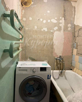 2-к квартира, вторичка, 42м2, 1/5 этаж