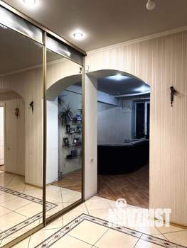 4-к квартира, вторичка, 104м2, 5/5 этаж