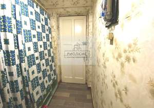 2-к квартира, вторичка, 47м2, 1/4 этаж