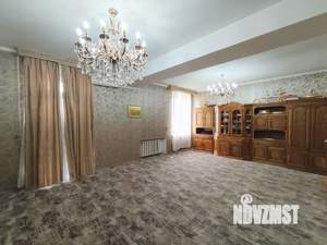 5-к квартира, вторичка, 188м2, 3/3 этаж
