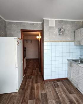 2-к квартира, вторичка, 50м2, 9/9 этаж