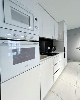 2-к квартира, вторичка, 63м2, 13/16 этаж
