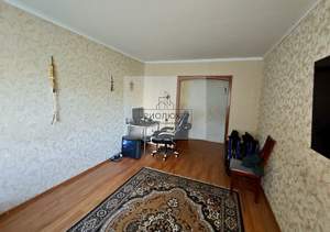 3-к квартира, вторичка, 65м2, 1/9 этаж