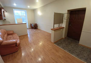 2-к квартира, вторичка, 65м2, 2/2 этаж