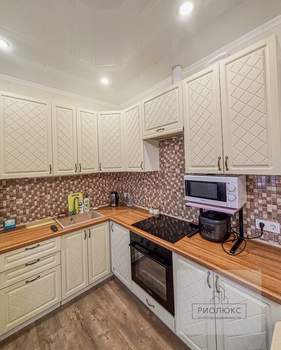 2-к квартира, вторичка, 48м2, 1/1 этаж