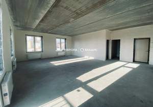 3-к квартира, вторичка, 101м2, 3/3 этаж