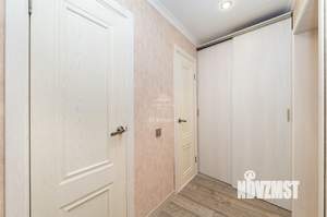 2-к квартира, вторичка, 53м2, 1/9 этаж