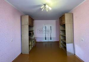 3-к квартира, вторичка, 65м2, 8/9 этаж