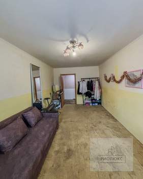 2-к квартира, вторичка, 53м2, 1/9 этаж