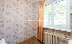 2-к квартира, вторичка, 46м2, 1/4 этаж