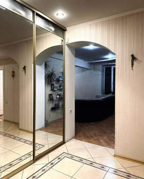 4-к квартира, вторичка, 104м2, 5/5 этаж