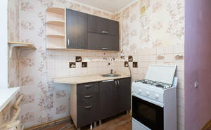 2-к квартира, вторичка, 46м2, 1/4 этаж