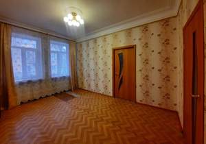 3-к квартира, вторичка, 55м2, 1/2 этаж