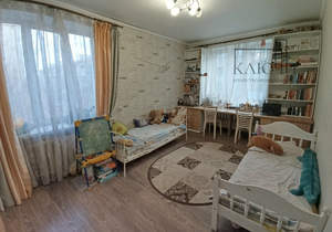 3-к квартира, вторичка, 74м2, 2/5 этаж